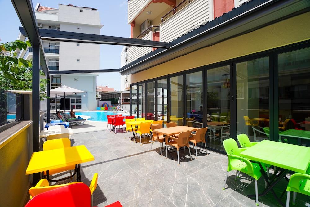 Seren Sari Hotel มาร์มาริส ภายนอก รูปภาพ